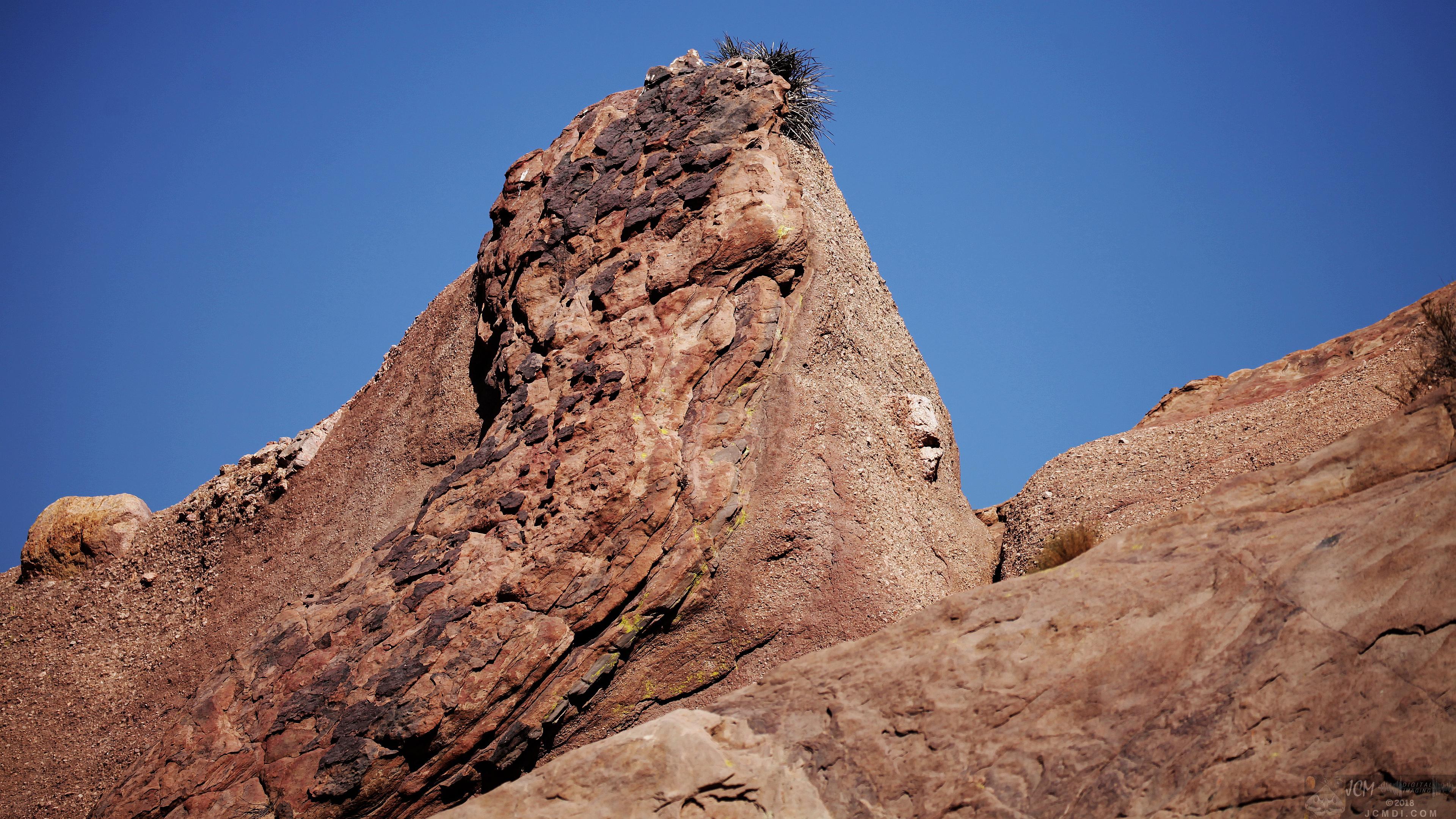 Vasquez Rocks County Park beautiful scenery and landscapes, set of Star Trek, Flintstones, and many old western movies.